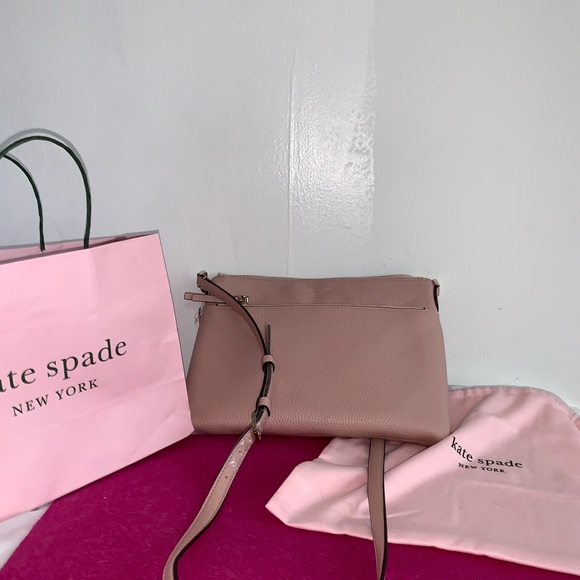 Kate Spade Crossbody - Picture 2 of 9